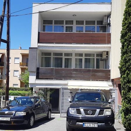 Apartamento T8 Balatonfüred Exterior foto